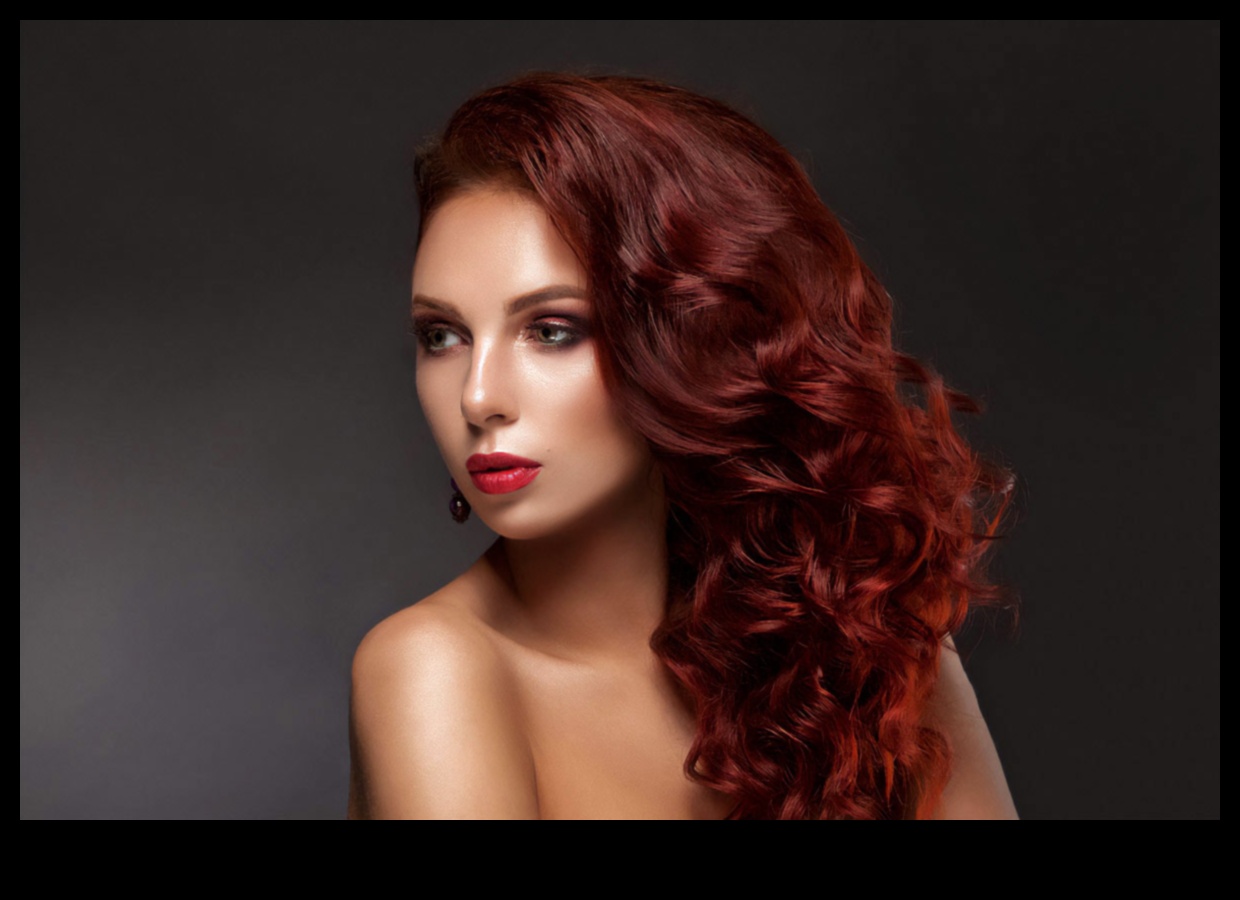 Rubīna atspulgi: sarkanas un kastaņbrūnas frizūras, kas atspoguļo jūsu stilu