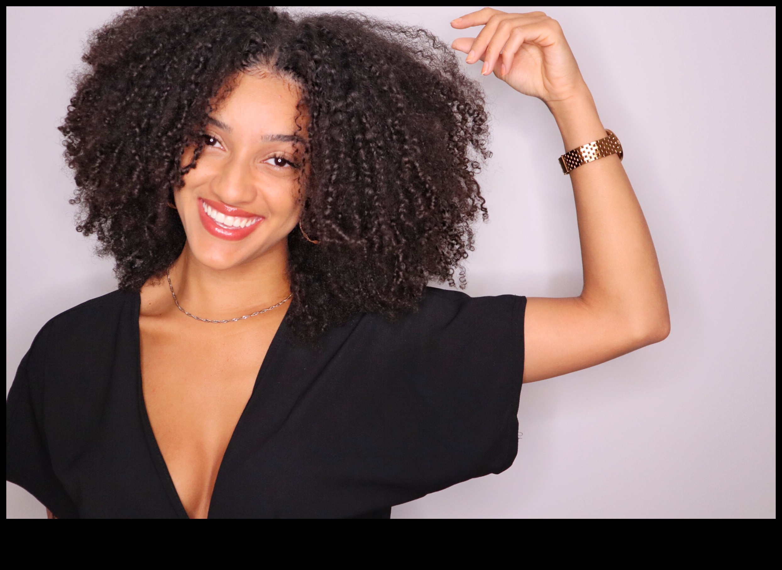 Pilsētas elegantās cirtas: pilsētas iedvesmoti izskati mūsdienu čokurošanās entuziastiem