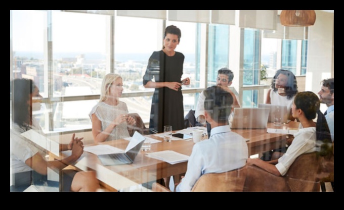 Uzmanīga vadība Kā izmantot emocionālo inteliģenci, lai gūtu panākumus biznesā 2 Uzmanīga vadība: emocionālā inteliģence uzņēmējiem