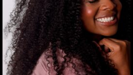 Cirtainais kronis: valdošais augstākais ar majestātiskām un karaliskām cirtām