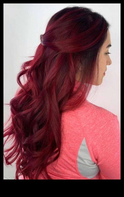 Rubīna atspulgi: sarkanas un kastaņbrūnas frizūras, kas atspoguļo jūsu stilu